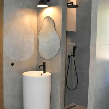 Bergerie Avec Piscine Chauffee 빌라 *