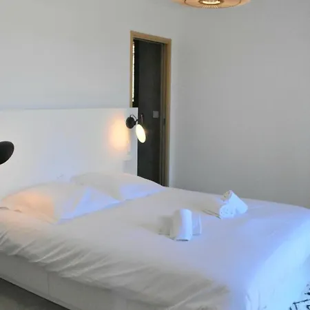 Bergerie Avec Piscine Chauffee 소타